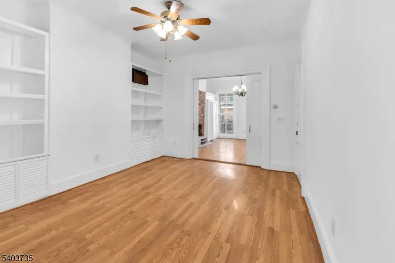 564 Hudson Ave, Weehawken Twp., NJ 07086