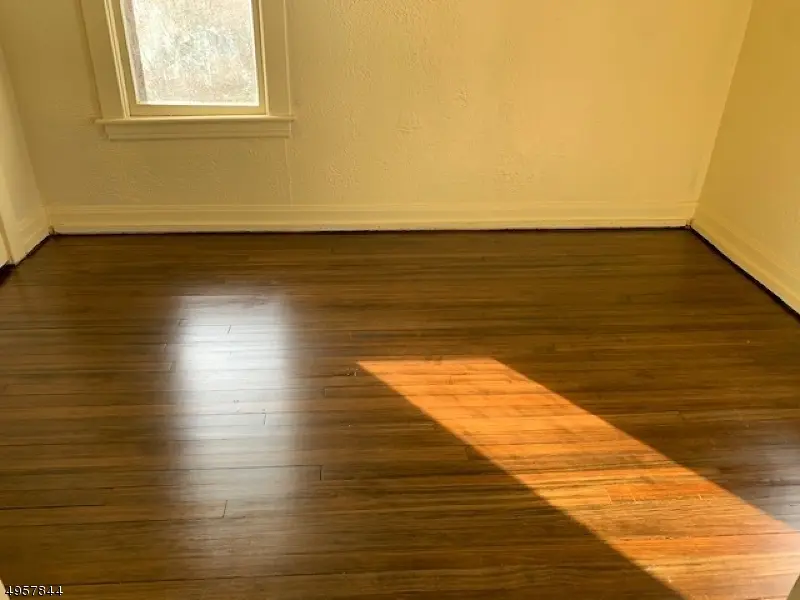 7 Hillside Ave #10, Newton Town, NJ 07860