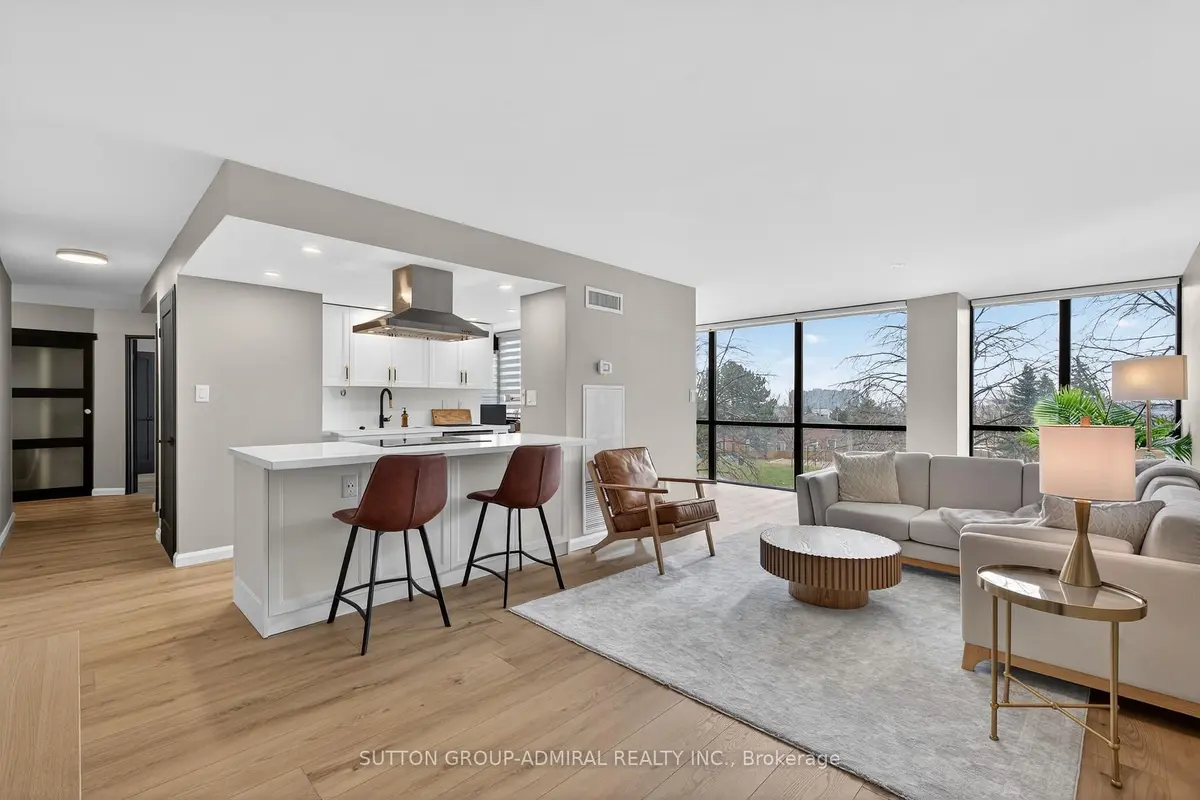 350 Webb DR #308, Mississauga, ON L5B 3W4