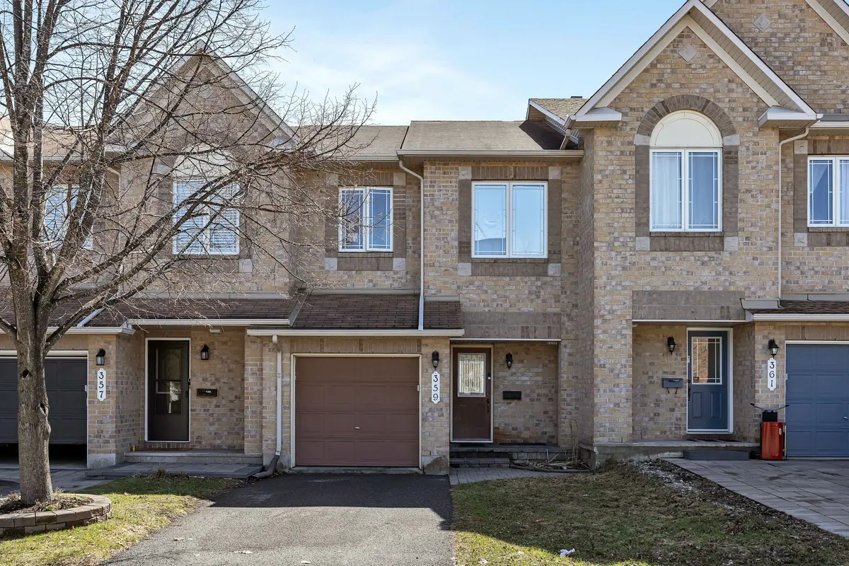 359 Bakewell CRES, Barrhaven, ON K2G 7E9