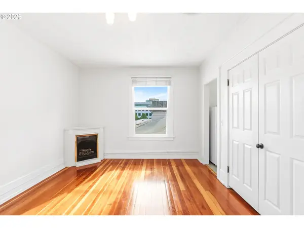 1631 NW EVERETT ST #202, Portland, OR 97209