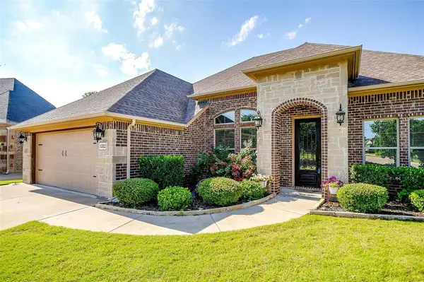 1312 Prestwick Court, Granbury, TX 76048