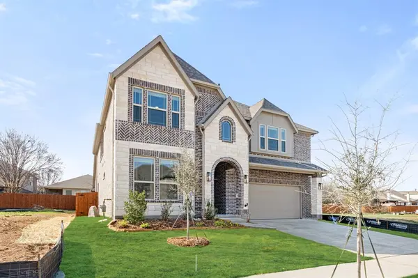 3205 Emerald Trace Drive, Denton, TX 76226