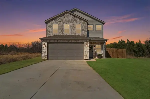 5708 Black Pine, Granbury, TX 76048