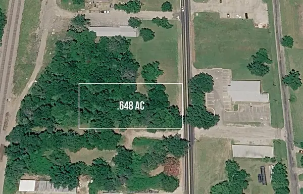 Lot 2R N Washington Street, Pilot Point, TX 76258