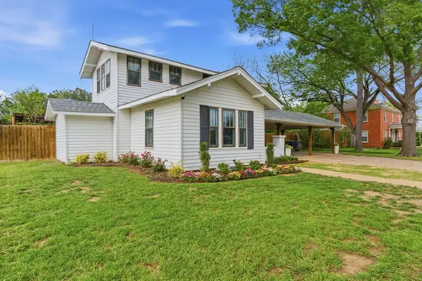 909 3rd Street, Graham, TX 76450