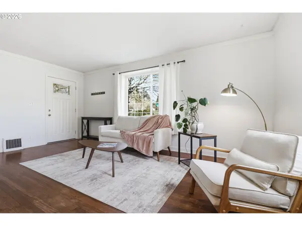 11610 NE FREMONT CT, Portland, OR 97220