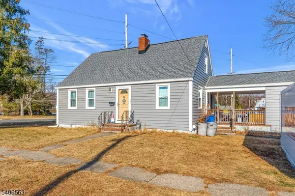 101 Lorraine Ave, Middlesex Boro, NJ 08846