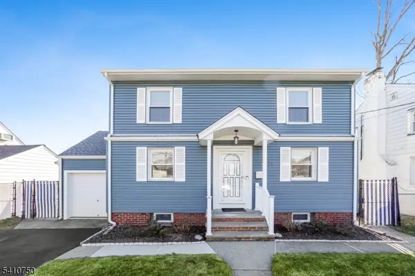 23-26 Berkshire Rd, Fair Lawn Boro, NJ 07410