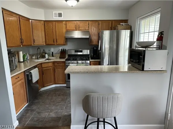 1404 Pinhorn Dr, Bridgewater Twp., NJ 08807