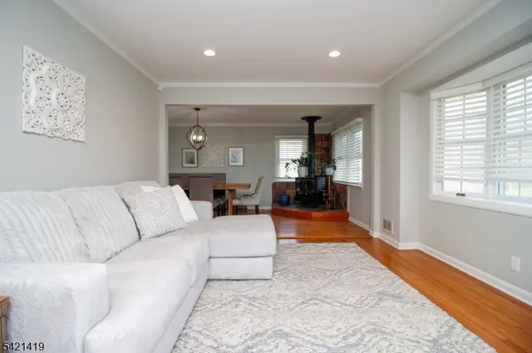 22 Oakland Ave, Rockaway Twp., NJ 07866