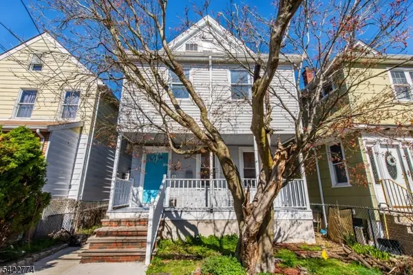 24 Pleasant Ave, Clifton City, NJ 07013