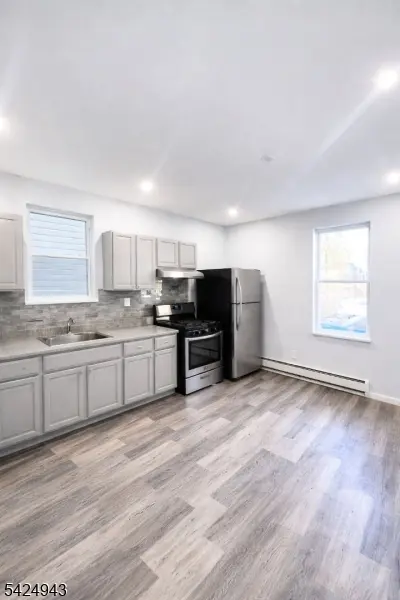 195 22Nd St 2nd Floor, Irvington Twp., NJ 07111