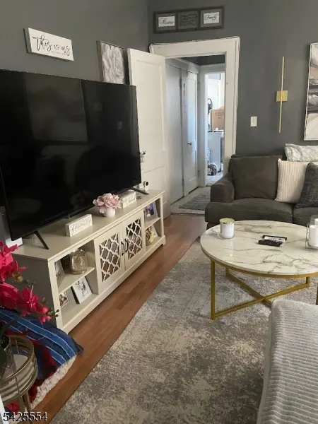 12 Frederick St, Belleville Twp., NJ 07109