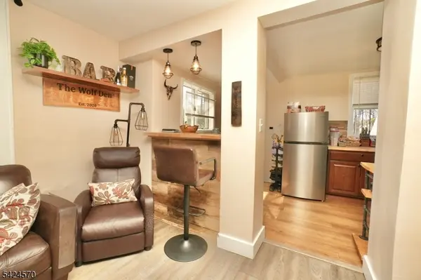 3 Laurel Ave, Maplewood Twp., NJ 07040