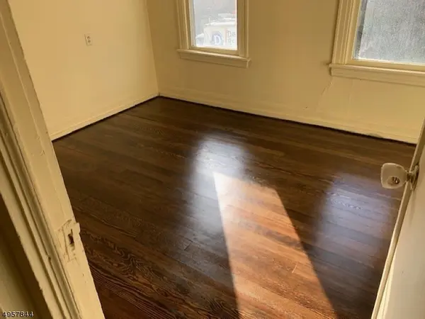 7 Hillside Ave #10, Newton Town, NJ 07860