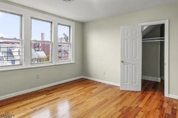 117 Parkview Ter #3, Newark City, NJ 07112