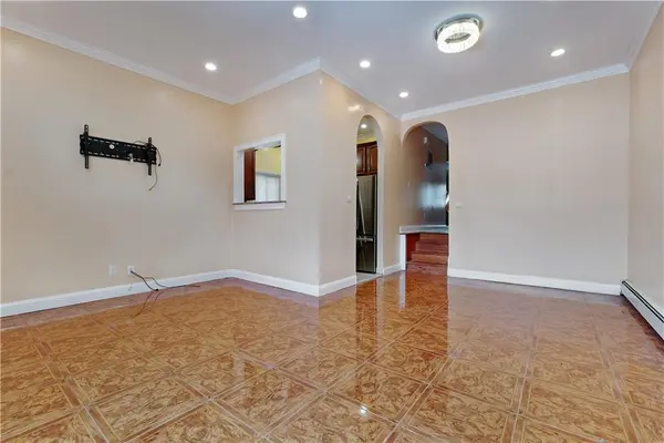 7221 Hillmeyer AVE, Arverne, NY 11692