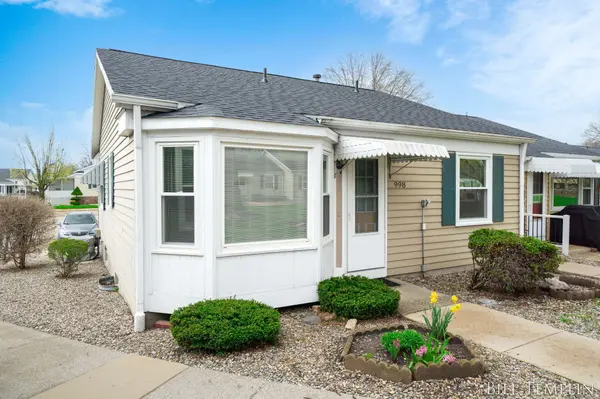 998 Village LN, Georgetown Twp, MI 49428