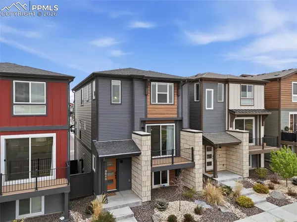 8648 Wolf Valley DR, Colorado Springs, CO 80924