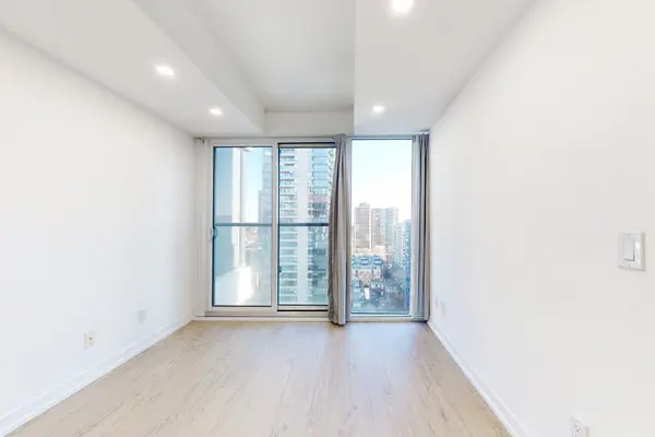 85 Wood ST #1815, Toronto C08, ON M4Y 0E8