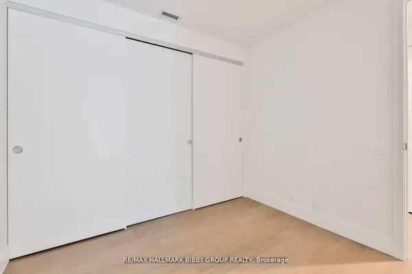 1414 Bayview AVE #308, Toronto C10, ON M4G 3A7