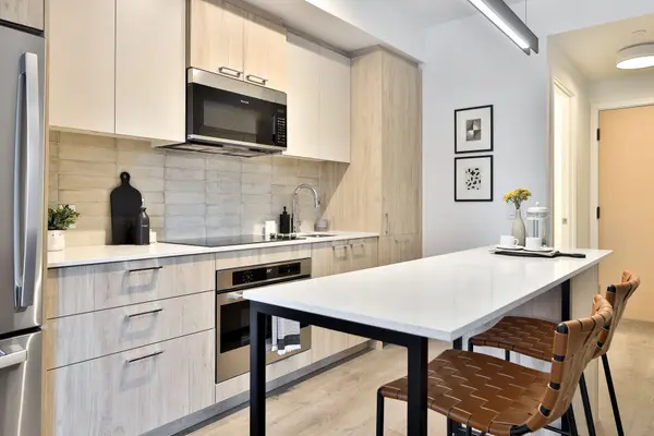 10 Oak ST #106, Toronto C08, ON M5A 0Y7