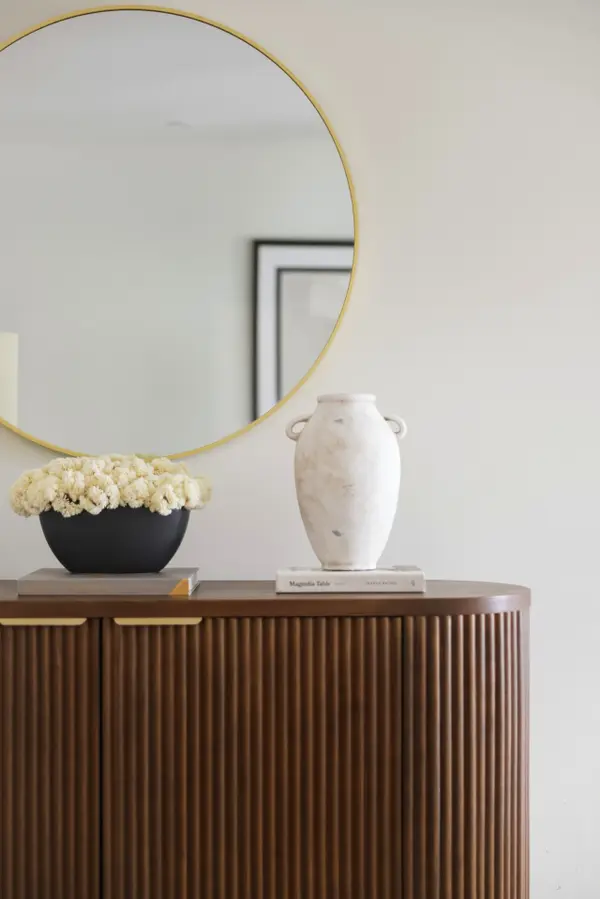 683 Hillsdale AVE E, Toronto C10, ON M4S 1V4