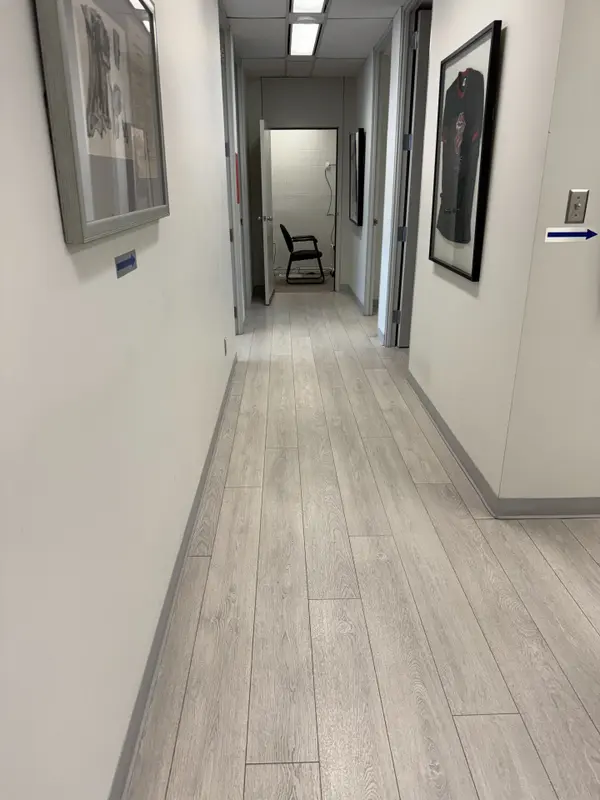 180 Dundas ST #2003, Toronto C01, ON M5G 1Z8