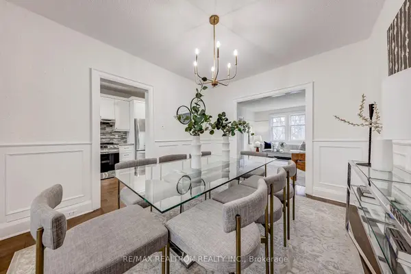 294 St Germain AVE, Toronto C04, ON M5M 1W3