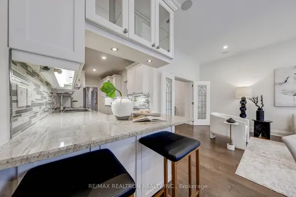 294 St Germain AVE, Toronto C04, ON M5M 1W3