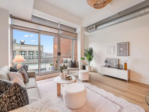 233 Carlaw AVE #811, Toronto E01, ON M4M 3N6