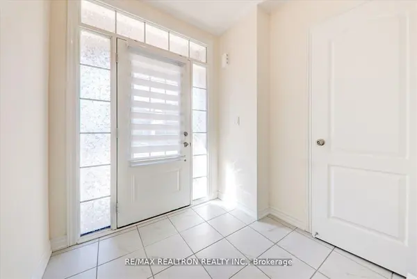 122 Cliff Thompson CT, Georgina, ON L0E 1R0