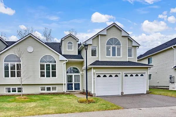 61 Barker BLVD, Collingwood, ON L9Y 4W4