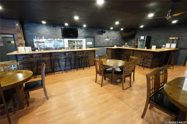 408 MAIN STREET, Gravelbourg, SK S0H 1X0