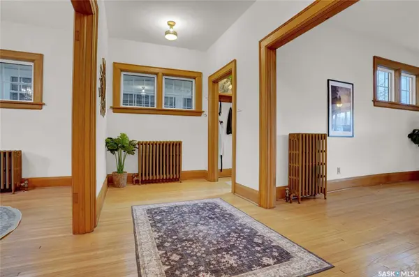 3129 Rae STREET, Regina, SK S4S 1R9