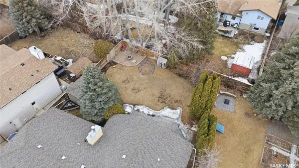 301 Coldspring CRESCENT, Saskatoon, SK S7J 3M9