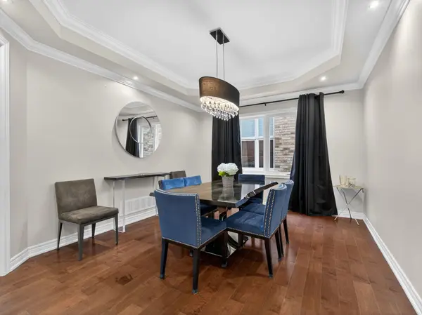 3225 Saltaire CRES, Oakville, ON L6M 0K8