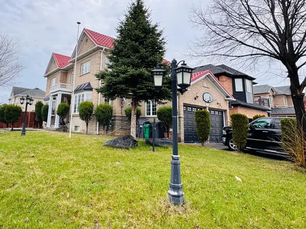 2 Loggers LN, Brampton, ON L6X 4T3