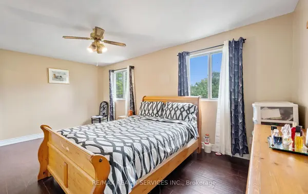 124 Baronwood CT #124, Brampton, ON L6V 3H7