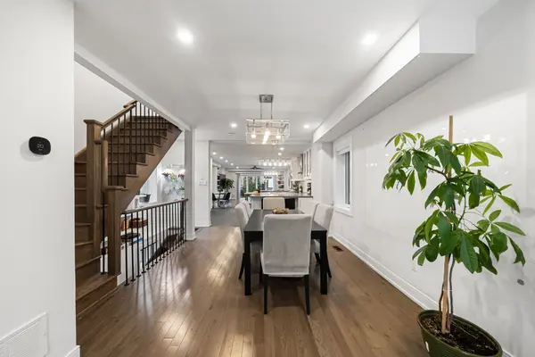 18 Bayliss AVE, Toronto W04, ON M6N 4P3