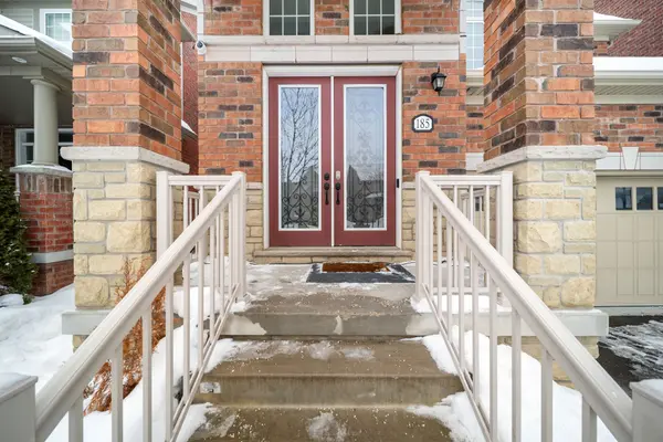 185 Bonnieglen Farm BLVD, Caledon, ON L6P 1K7