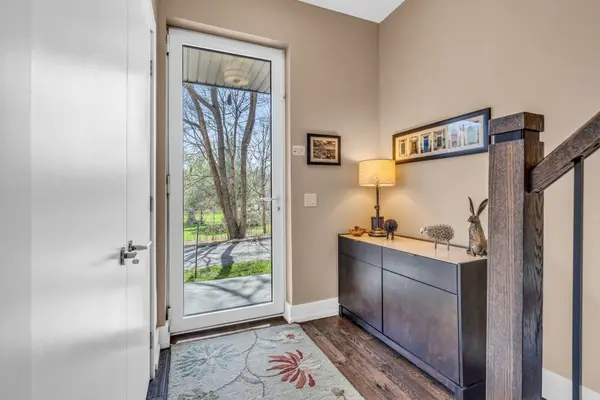 29 Godfrey's LN, Mississauga, ON L5H 2T1