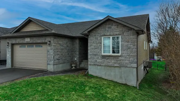 23 Creighton DR, Loyalist, ON K0H 2H0