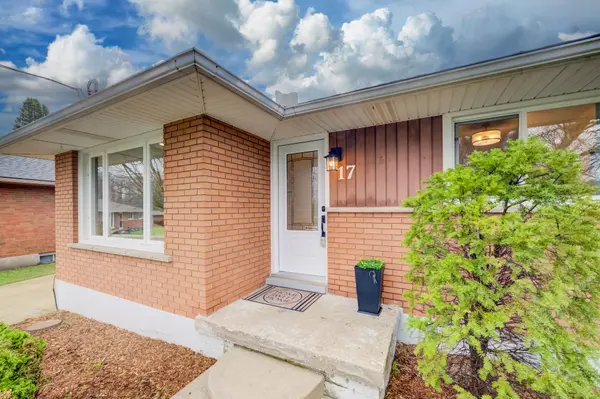 17 Hipel AVE, Cambridge, ON N3C 1W8