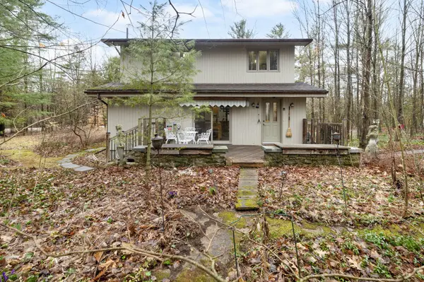 239 Bay RD, Rideau Lakes, ON K0G 1L0