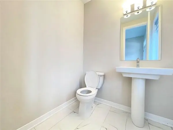 318 Canadensis LN, Barrhaven, ON K2J 6X8