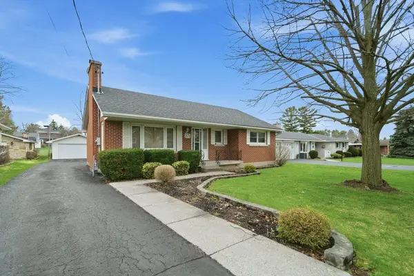 272 Bridge ST W, Greater Napanee, ON K7R 2G1