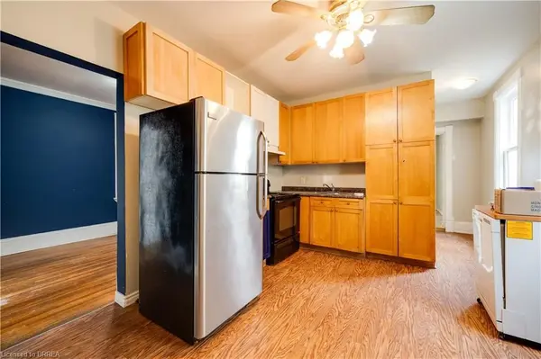 300 Dalhousie ST, Brantford, ON N3S 3V5