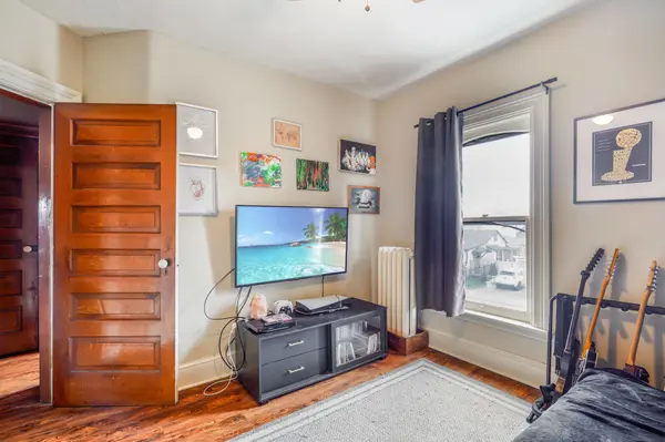 10 Henrietta ST, Brantford, ON N3T 3Y9